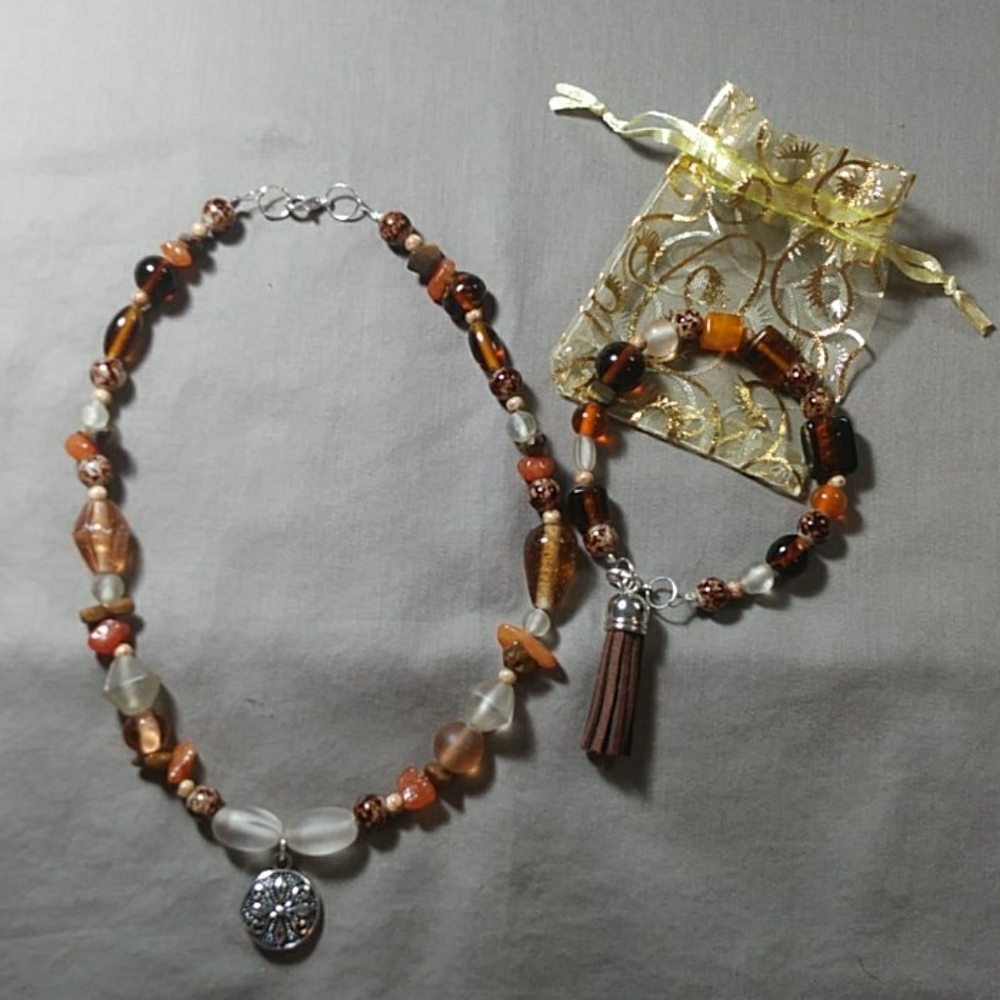 Necklace & Bracelet Set